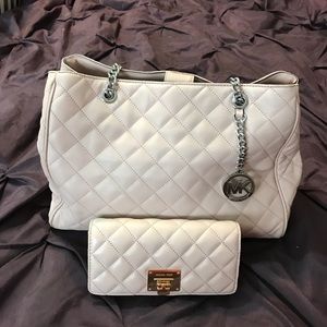 ‼️SOLD‼️Michael Kors Tote